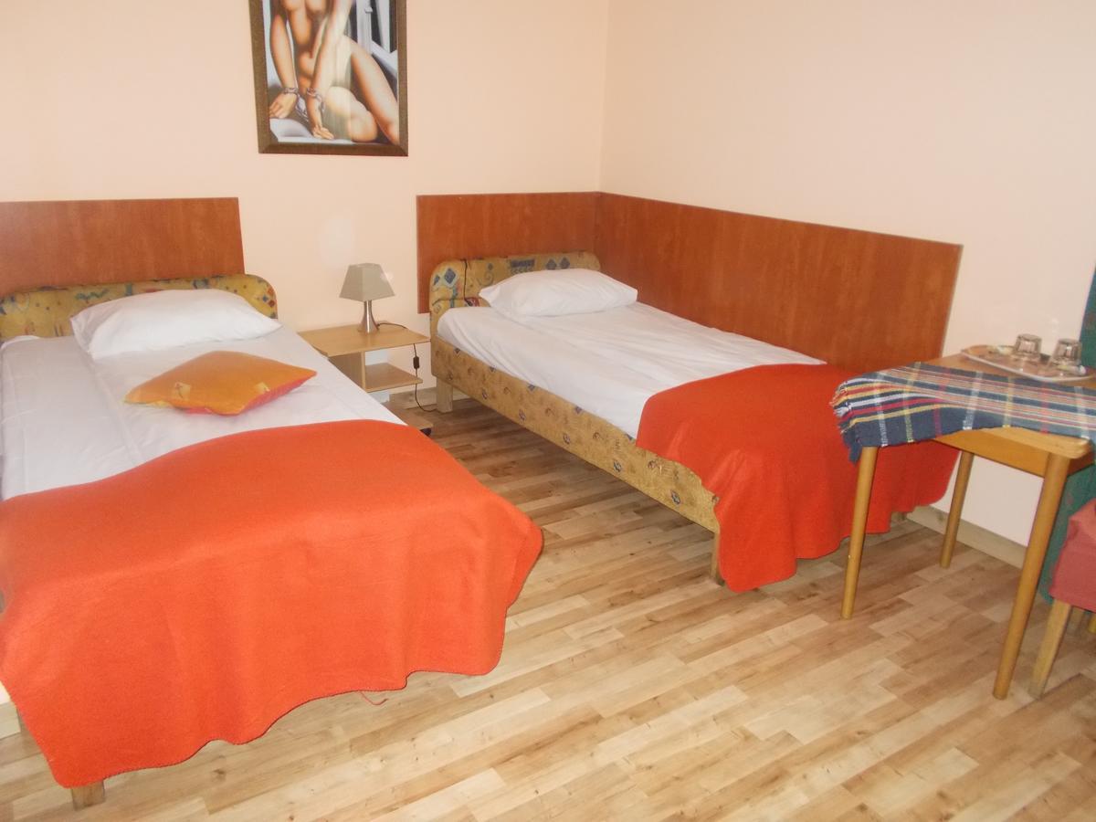 Motel Rezydent Wrocław Extérieur photo